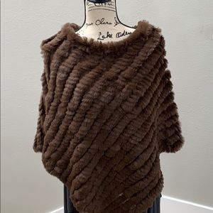 Rabbit fur Poncho Brown one size.